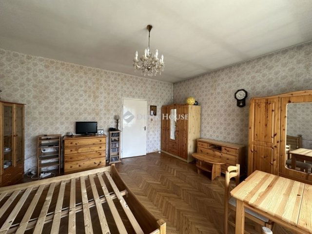 Eladó családi ház, Érden 75.9 M Ft, 6 szobás