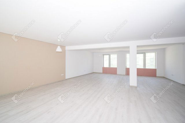 Kiadó iroda, Szegeden 473 E Ft / hó, 1 szobás