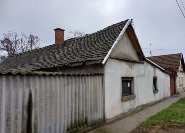 Eladó családi ház, Makón, Bercsényi utcában 8.7 M Ft
