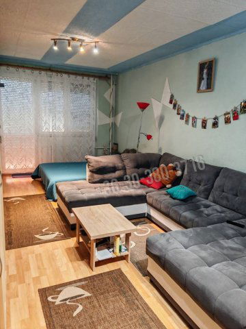 Eladó panellakás, Dunaújvárosban 28.5 M Ft, 2 szobás