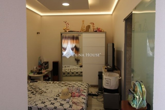 Eladó családi ház, Szegeden 46 M Ft, 2 szobás