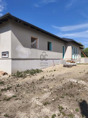 Eladó családi ház, Érden 110 M Ft, 4 szobás