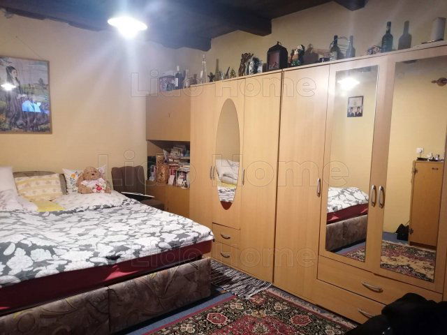 Eladó családi ház, Szőlősgyörökön 34.9 M Ft, 2 szobás