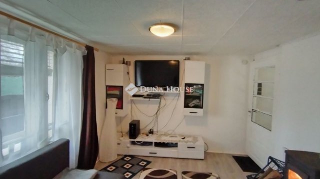 Eladó nyaraló, Siófokon 73.2 M Ft, 4 szobás