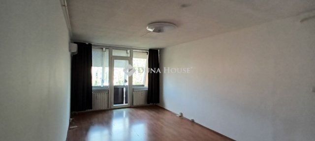 Eladó panellakás, Kecskeméten 45.99 M Ft, 2 szobás