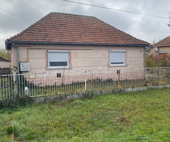 Eladó családi ház, Mátételken 5.9 M Ft, 3 szobás