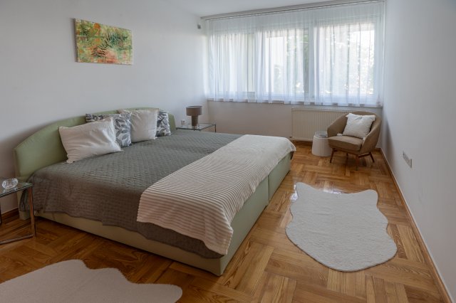 Kiadó téglalakás, albérlet, XII. kerületben, Thomán István utcában