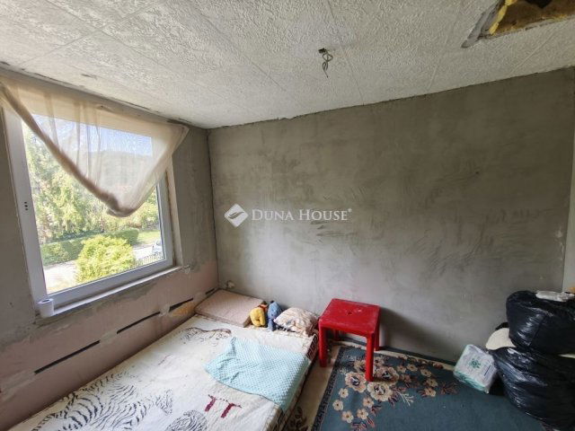 Eladó családi ház, Leányfaluban 43 M Ft, 4 szobás