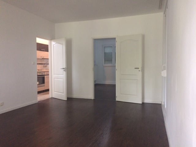 Kiadó panellakás, albérlet, Pécsett 155 E Ft / hó, 3 szobás