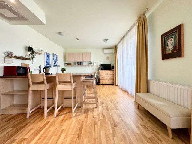 Eladó téglalakás, Balatonfüreden 89.9 M Ft, 1 szobás