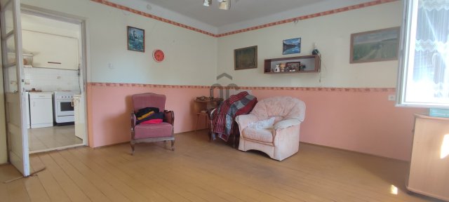 Eladó családi ház, Tiszafüreden 19.5 M Ft, 2 szobás
