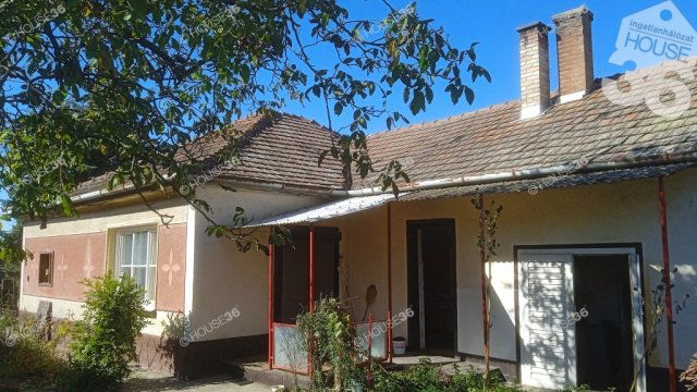 Eladó családi ház, Soltszentimrén 11 M Ft, 2 szobás