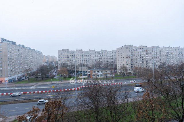 Eladó panellakás, Budapesten, III. kerületben 81.9 M Ft, 3 szobás