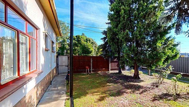 Eladó családi ház, Békéscsabán 80.73 M Ft, 3 szobás