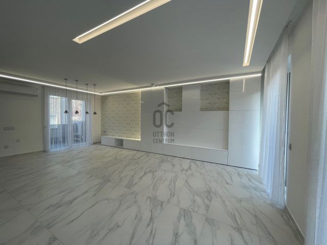 Eladó sorház, Debrecenben 160 M Ft, 4 szobás