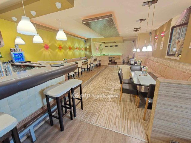 Eladó üzlethelyiség, Pápán 14.9 M Ft / költözzbe.hu