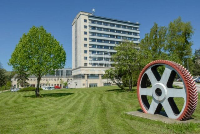 Kiadó iroda, Miskolcon 48 E Ft / hó, 1 szobás