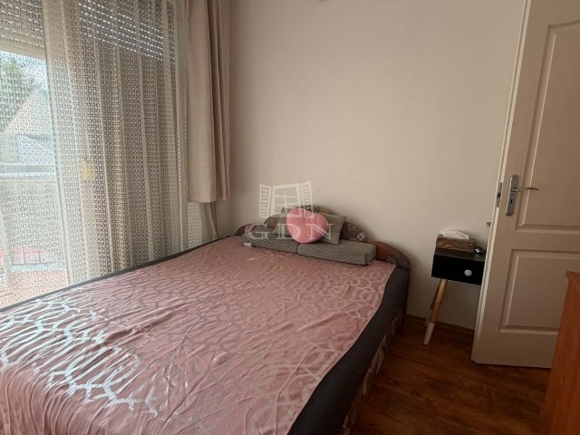 Kiadó téglalakás, albérlet, Szegeden 170 E Ft / hó, 1+1 szobás