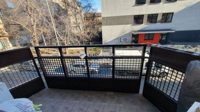 Eladó téglalakás, Budapesten, VIII. kerületben 82.5 M Ft