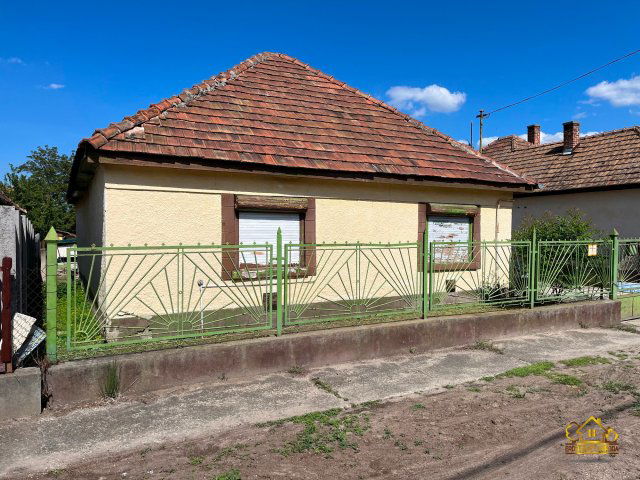 Eladó családi ház, Tökölön 43.5 M Ft, 3 szobás