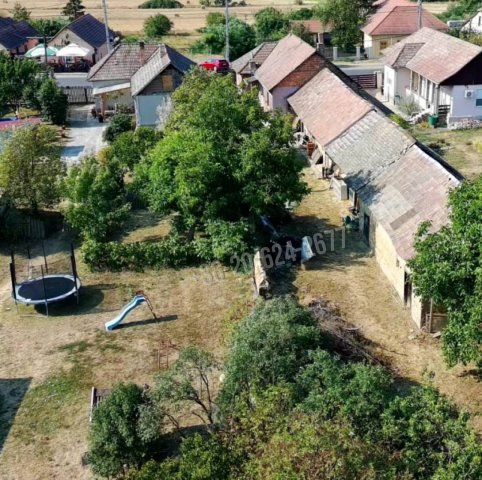 Eladó családi ház, Romhányon 28 M Ft, 3 szobás