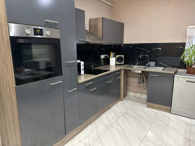 Eladó családi ház, Enyingen 57 M Ft, 5 szobás