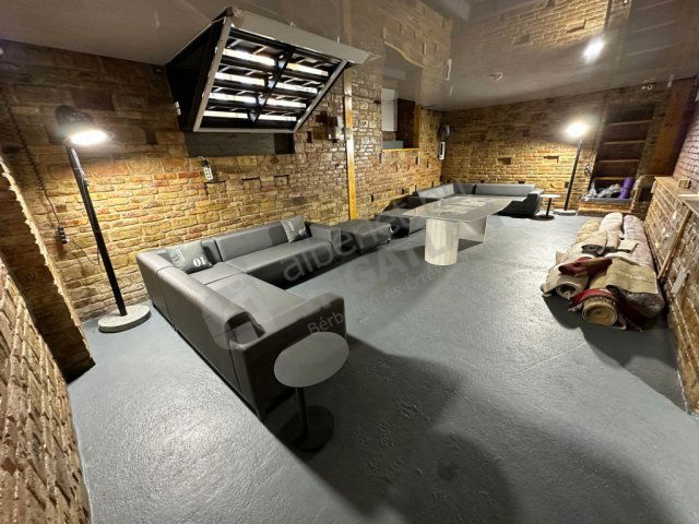 Kiadó üzlethelyiség, II. kerületben, Kis Rókus utcában