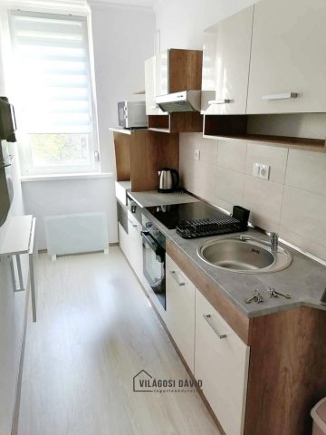 Kiadó téglalakás, albérlet, Debrecenben 200 E Ft / hó, 2 szobás