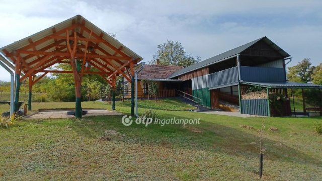 Eladó nyaraló, Ságváron 39 M Ft, 1 szobás