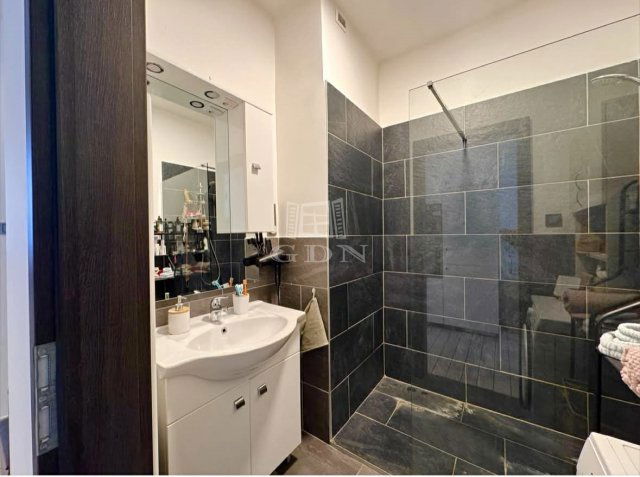 Eladó téglalakás, Budapesten, XX. kerületben 49 M Ft, 1 szobás