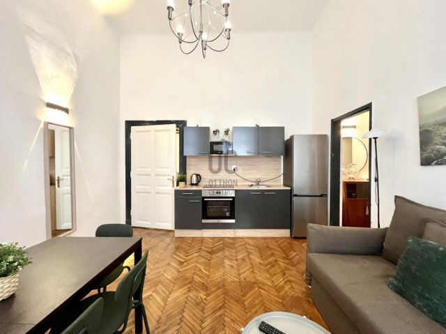 Eladó téglalakás, Budapesten, VIII. kerületben 79 M Ft, 3 szobás