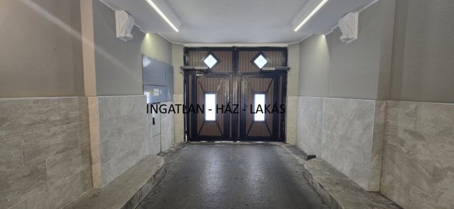 Eladó téglalakás, Budapesten, VII. kerületben 149.9 M Ft