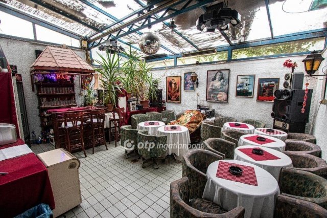 Eladó családi ház, Budapesten, XV. kerületben 160 M Ft