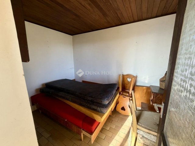 Eladó nyaraló, Fóton 33 M Ft, 2 szobás / költözzbe.hu