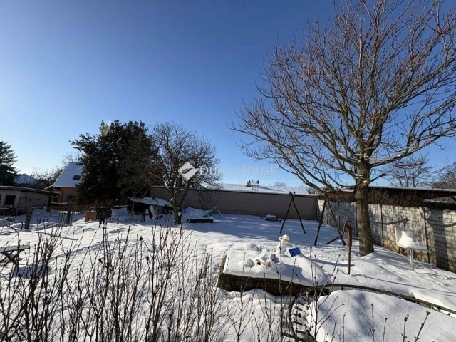 Eladó családi ház, Ócsán 84.9 M Ft, 5 szobás