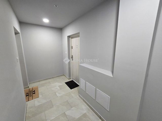 Kiadó téglalakás, albérlet, Veszprémben 300 E Ft / hó