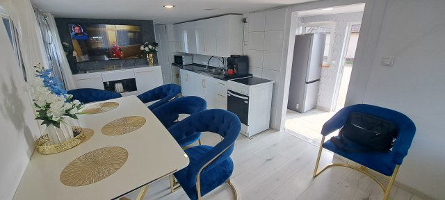 Eladó családi ház, Perkátán 27 M Ft, 2 szobás