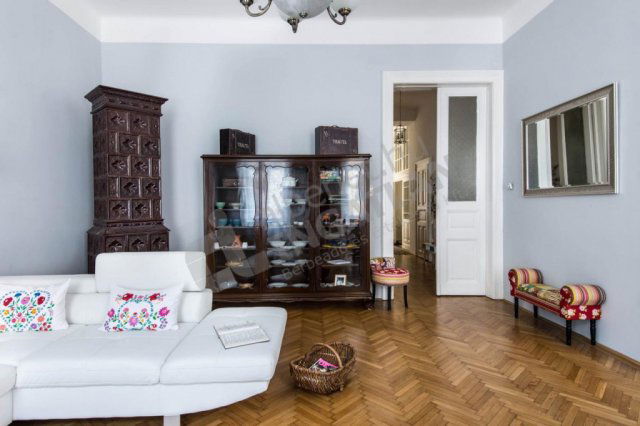 Kiadó téglalakás, albérlet, VI. kerületben, Eötvös utcában