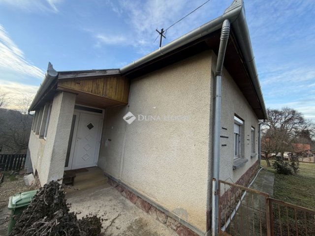 Eladó családi ház, Becsvölgyén 24 M Ft, 3 szobás