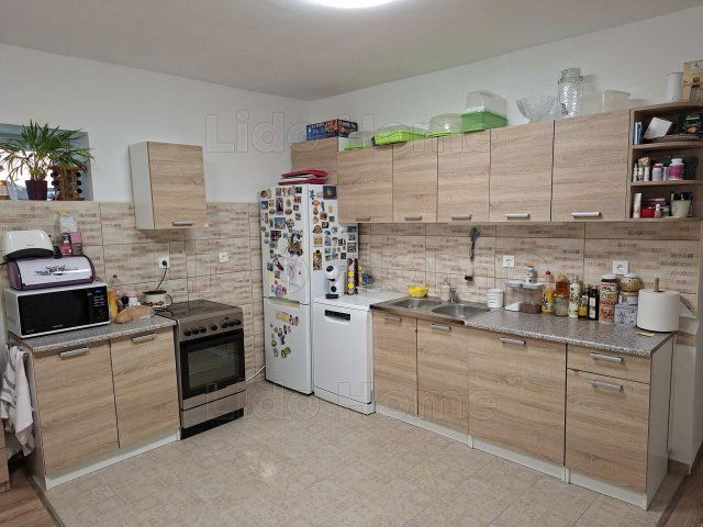 Eladó családi ház, Várpalotán 88 M Ft, 3 szobás