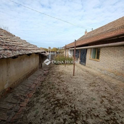 Eladó mezogazdasagi ingatlan, Röszkén 26.5 M Ft, 1 szobás