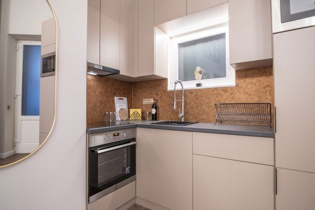 Eladó téglalakás, Budapesten, IX. kerületben 100 M Ft, 2 szobás