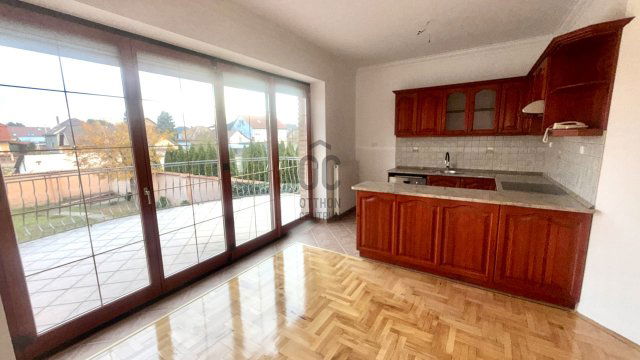 Eladó téglalakás, Budapesten, XXI. kerületben 109.9 M Ft