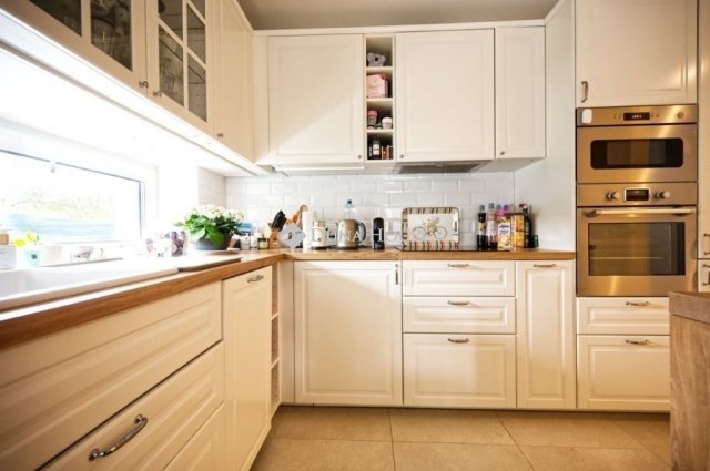 Eladó téglalakás, Törökbálinton 165.4 M Ft, 3 szobás