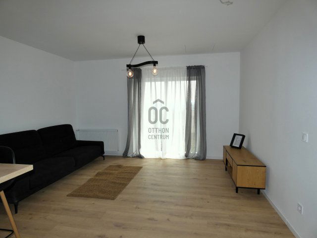 Eladó ikerház, Pécsett 89.89 M Ft, 4 szobás