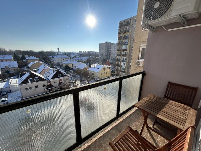 Kiadó panellakás, albérlet, Győrött 180 E Ft / hó, 2 szobás