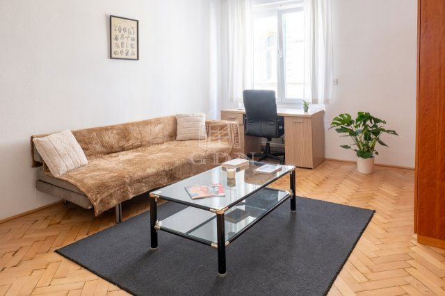 Eladó téglalakás, VIII. kerületben, Vajdahunyad utcában