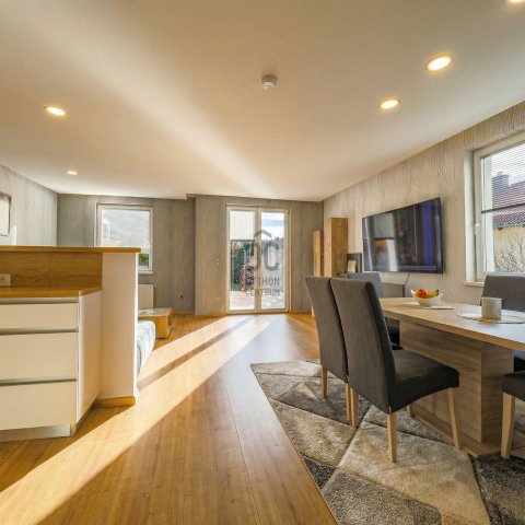 Eladó ikerház, Sopronban 167 M Ft, 5 szobás