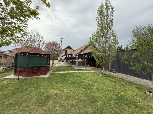 Eladó családi ház, Maglódon 114.99 M Ft, 5 szobás
