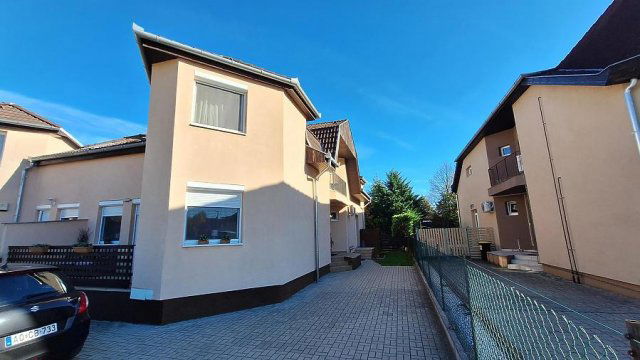 Eladó téglalakás, Gödön 94.5 M Ft, 4 szobás